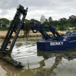 Berky Nereus am Ufer