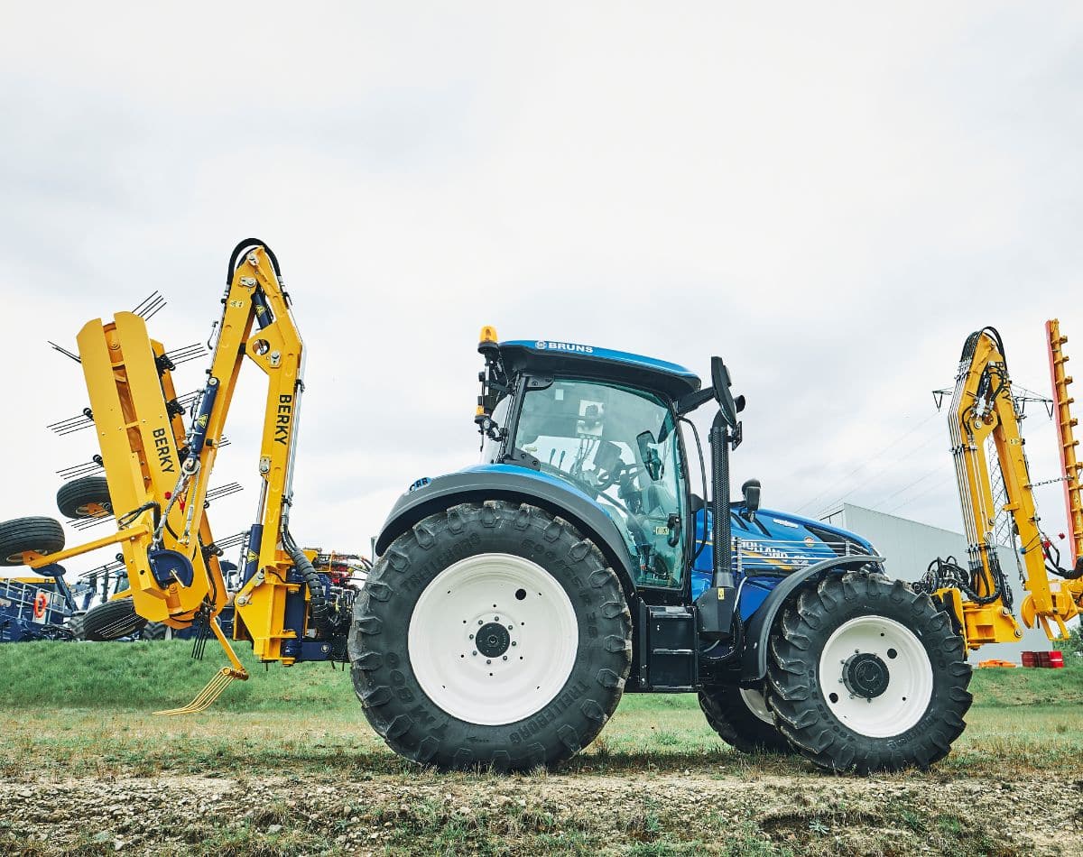 BERKY Mäh-Hark Kombi zum Mähen und Sammeln von Pflanzen