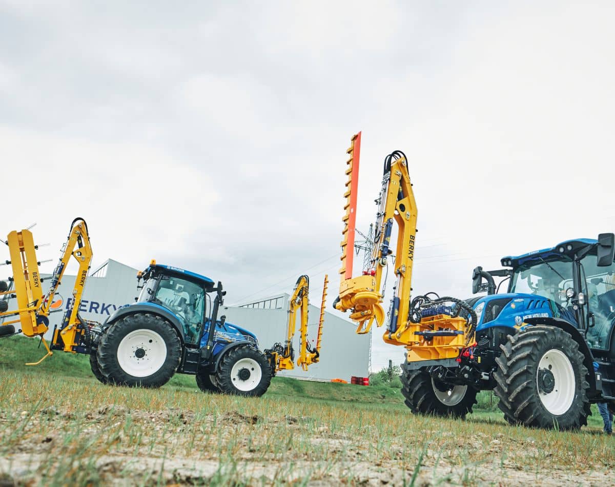BERKY Mäh-Hark Kombi zum Mähen und Sammeln von Pflanzen